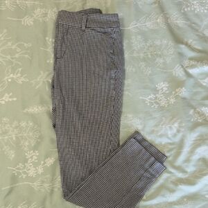 Old Navy Pixie High Rise Size 0